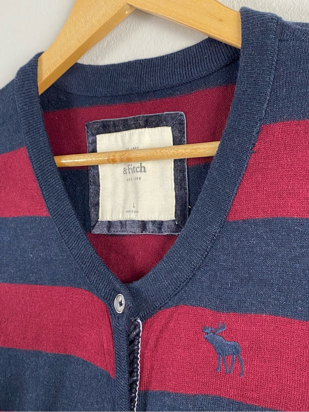 Abercrombie & Fitch Y2K Striped Bow Detail Long Sleeve Cardigan | Burgundy/Navy - Picture 9 of 16